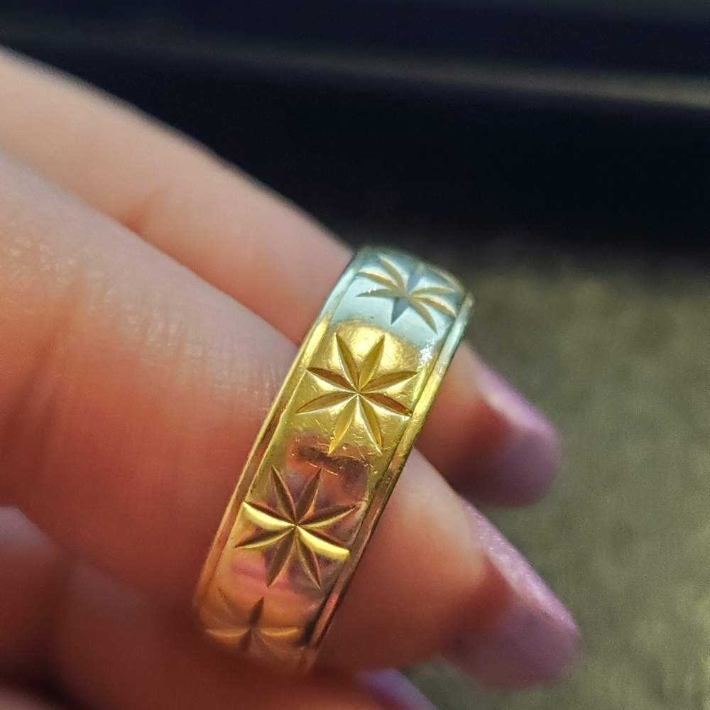 MCM 14k Starburst Artcarved Gold Band Ring sz 9